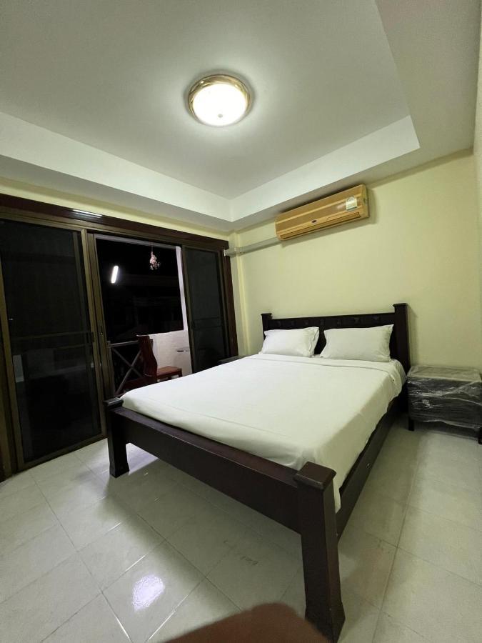 Hideaway House Patong Appartement Buitenkant foto
